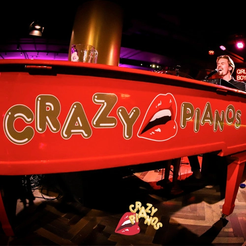 Crazy Pianos boeken bij artist capitol voor de beste prijs