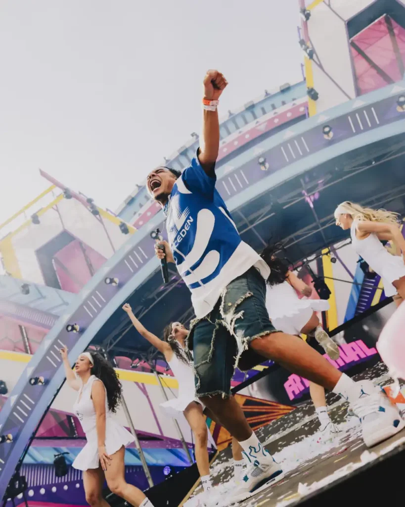 Freddy Moreira voor de scherpste prijs boeken bij Artist Capitol