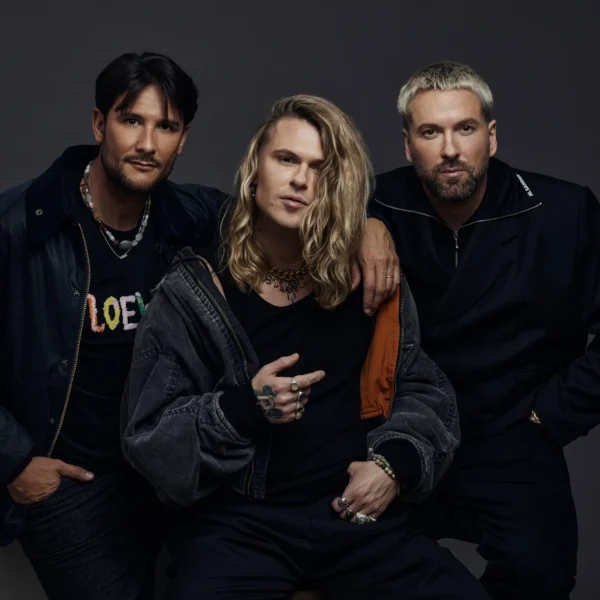 Kris Kross Amsterdam voor de beste prijs boeken bij Artist Capitol