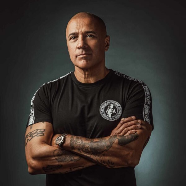 Paul Elstak boeken bij Artist Capitol voor de scherpste prijs