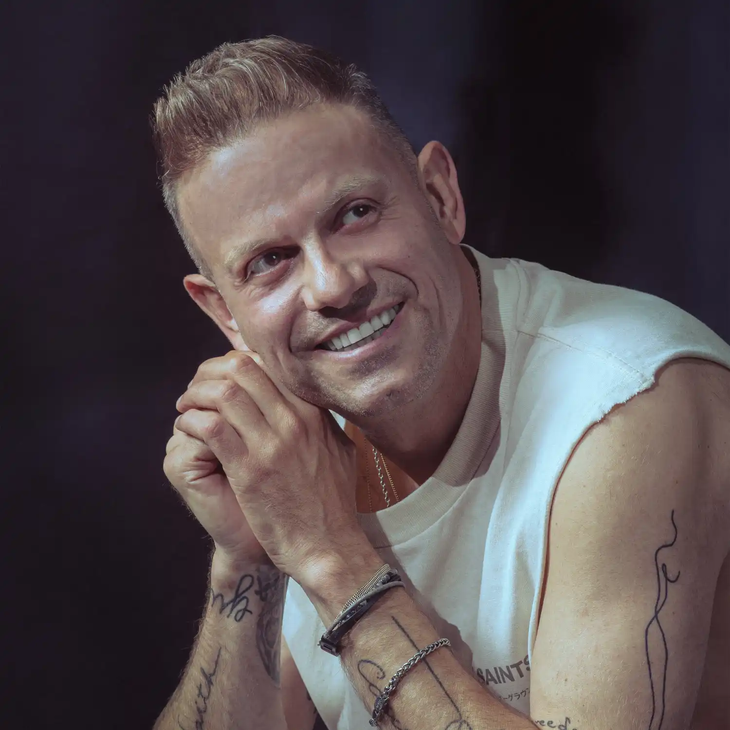 Billy the Kit voor de beste prijs boeken bij Artist Capitol