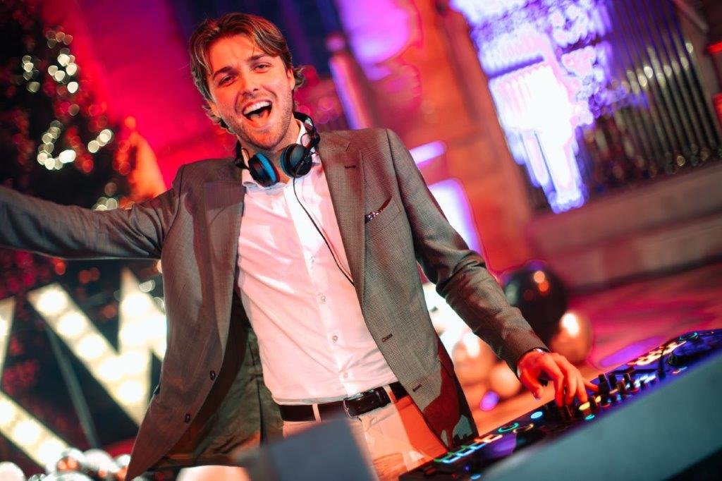 DJ Sax Duo The Brotherhood voor de beste prijs boeken bij Artist Capitol