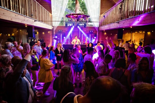 DJ Weslo voor de beste prijs inhuren bij Artist Capitol