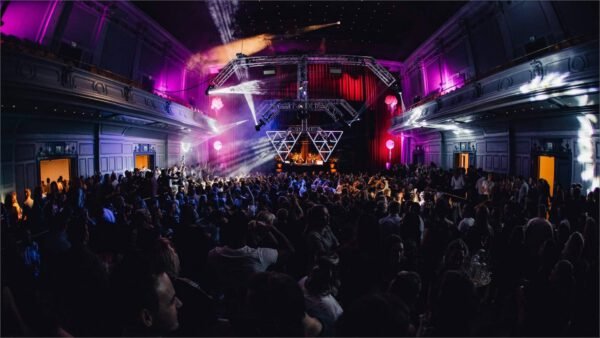 DJ Your Good Guy voor de beste prijs boeken bij Artist Capitol