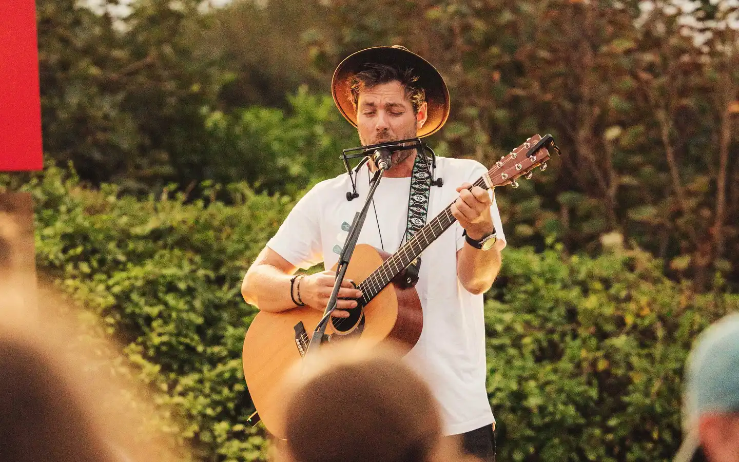 Ron Hendrickx voor de beste prijs boeken bij Artist Capitol