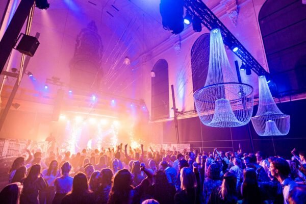 The Recipe voor de beste prijs boeken bij Artist Capitol