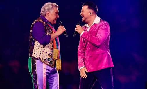 Mike Peterson voor de beste prijs boeken bij Artist Capitol