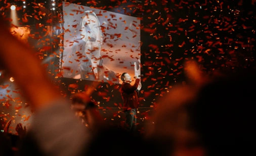 Mike Peterson voor de beste prijs boeken bij Artist Capitol