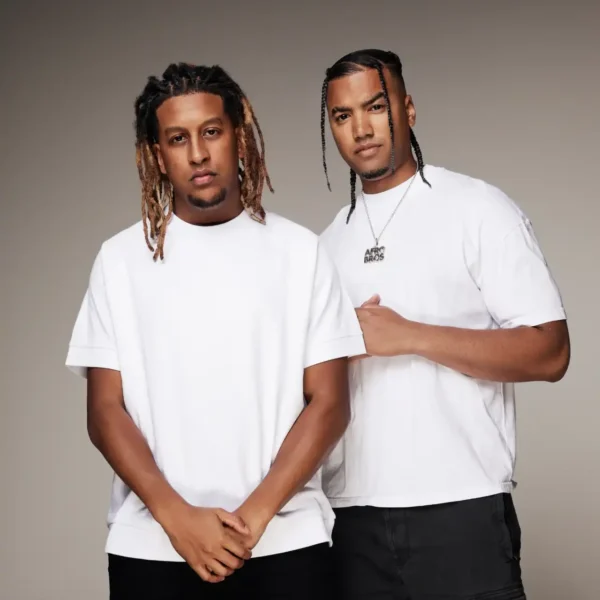 Afro Bros boeken voor de beste prijs bij Artist Capitol -2