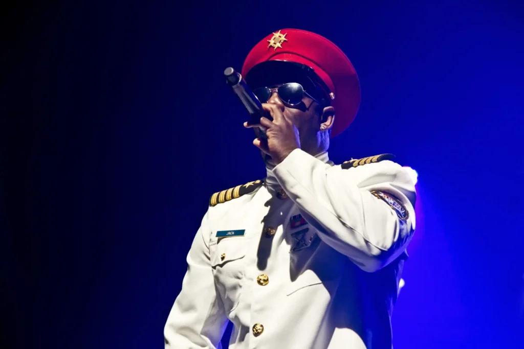 Captain Jack boeken voor de beste prijs bij Artist Capitol -11