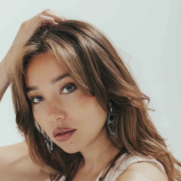 Danique boeken voor de beste prijs bij Artist Capitol