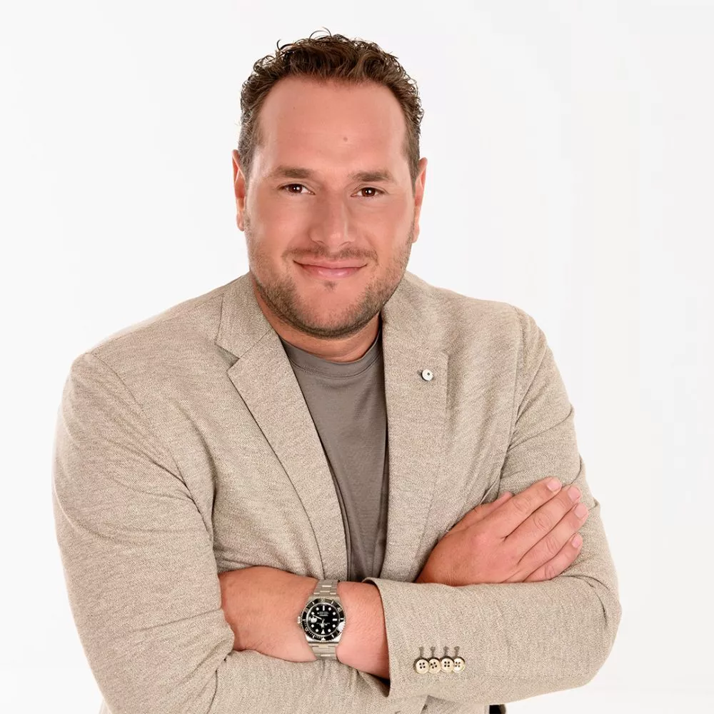 Nelis Leeman boeken voor de beste prijs bij Artist Capitol - Persfoto