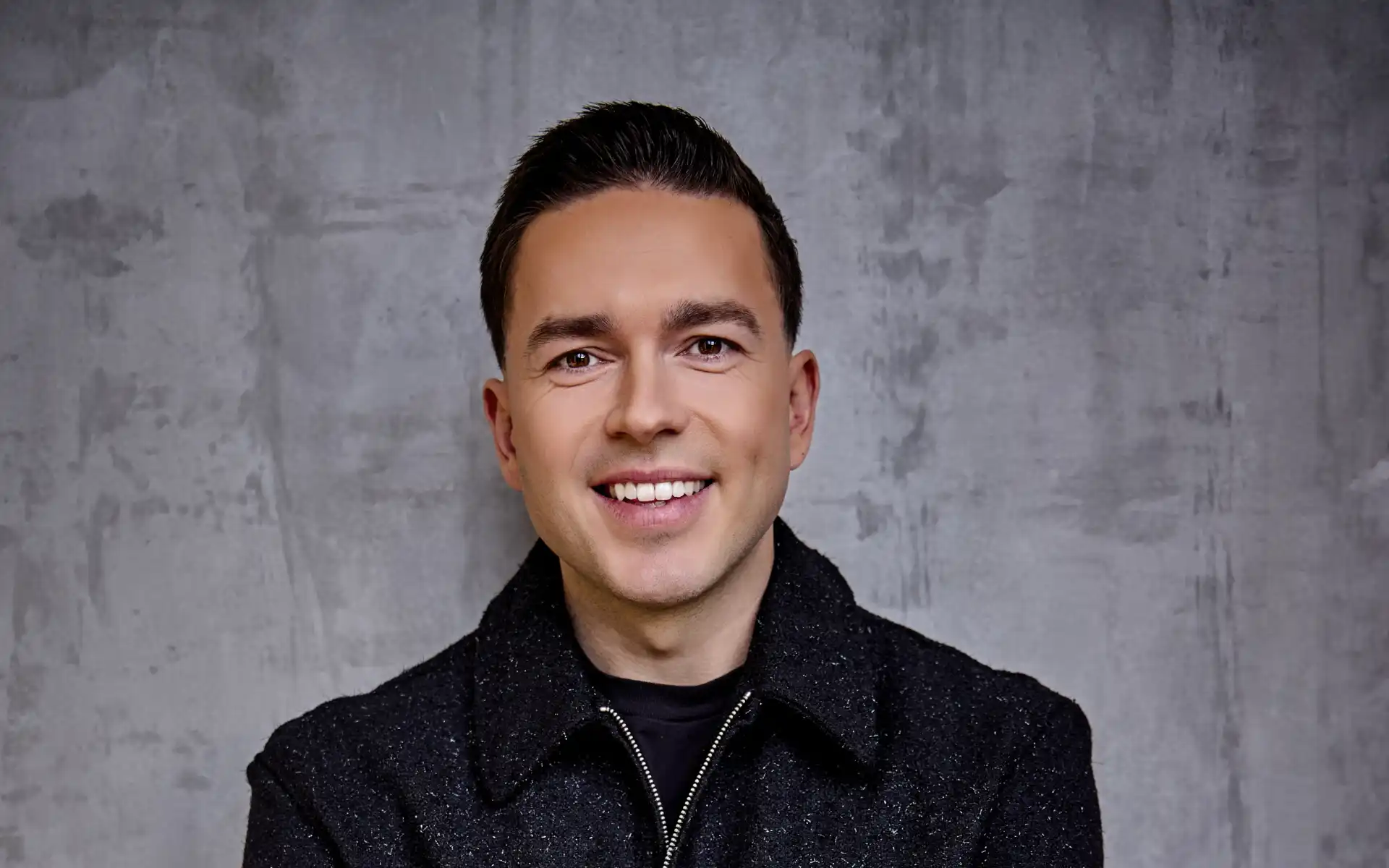 Raymon Hermans boeken voor de beste prijs bij Artist Capitol - Persfoto