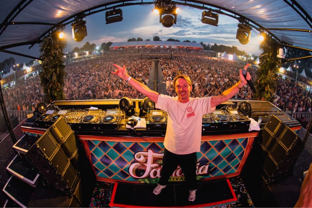 Regi boeken voor de beste prijs bij Artist Capitol -5