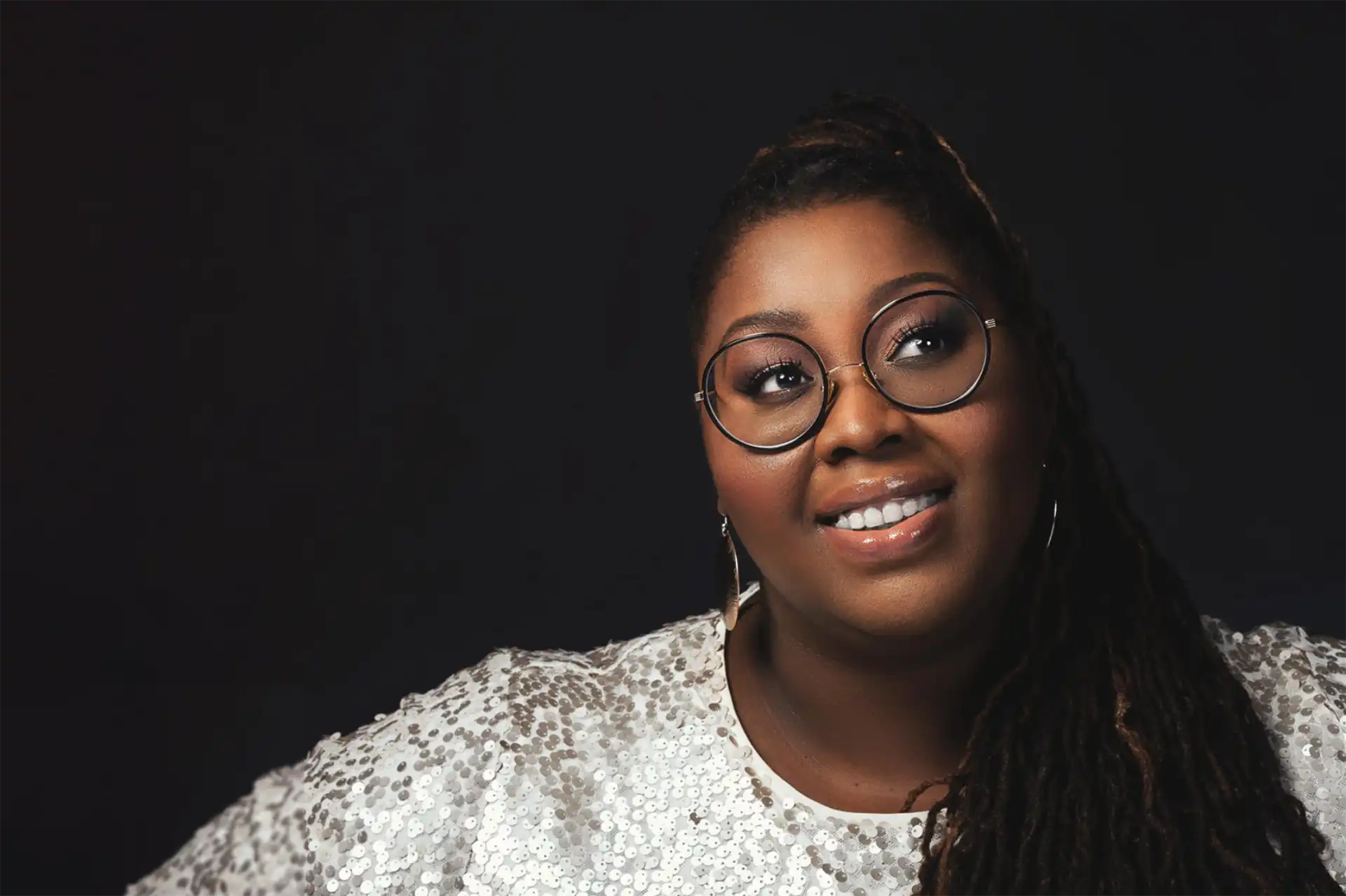 Shirma Rouse boeken voor de beste prijs bij Artist Capitol