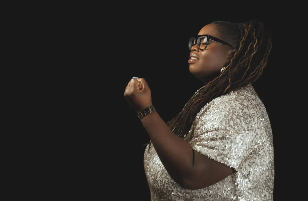 Shirma Rouse boeken voor de beste prijs bij Artist Capitol