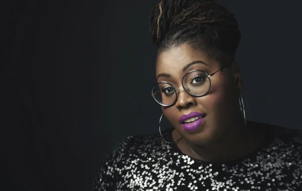 Shirma Rouse boeken voor de beste prijs bij Artist Capitol