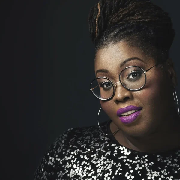 Shirma Rouse boeken voor de beste prijs bij Artist Capitol