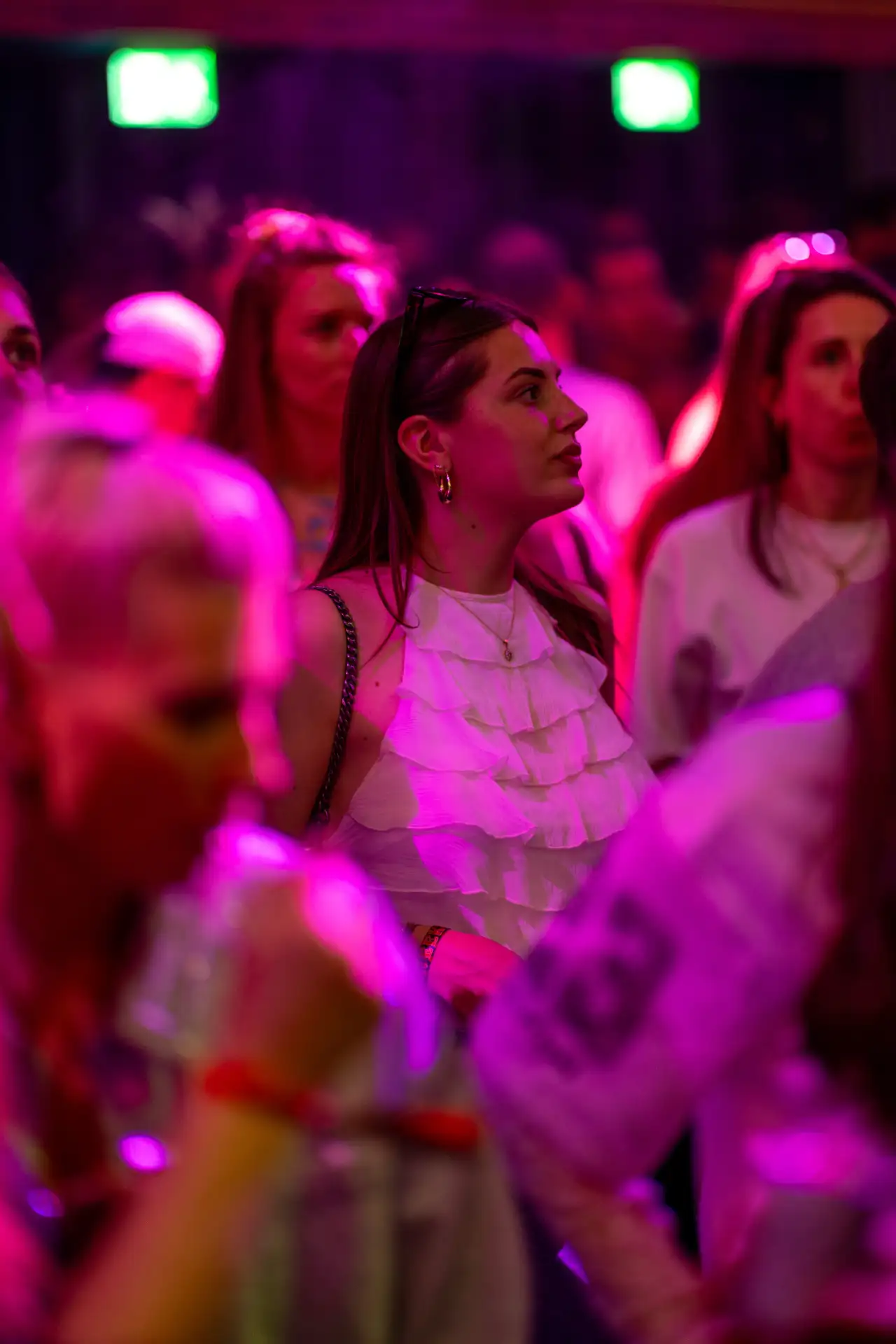 Team Disco Snolly boeken voor de beste prijs bij Artist Capitol -1
