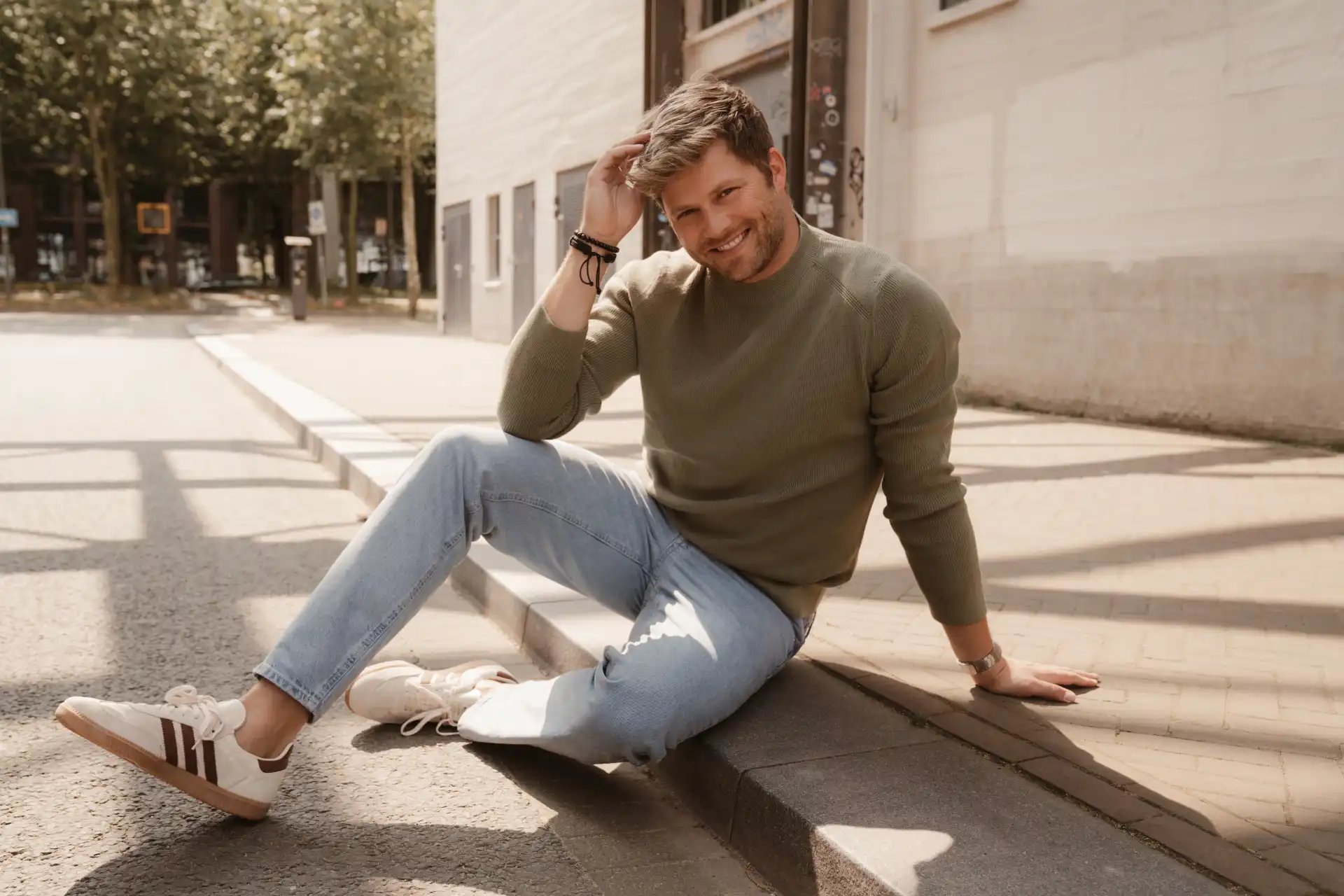 Tim Douwsma boeken voor de beste prijs bij Artist Capitol -4
