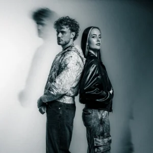 BACK2SORA boeken voor de beste prijs bij Artist Capitol - Persfoto