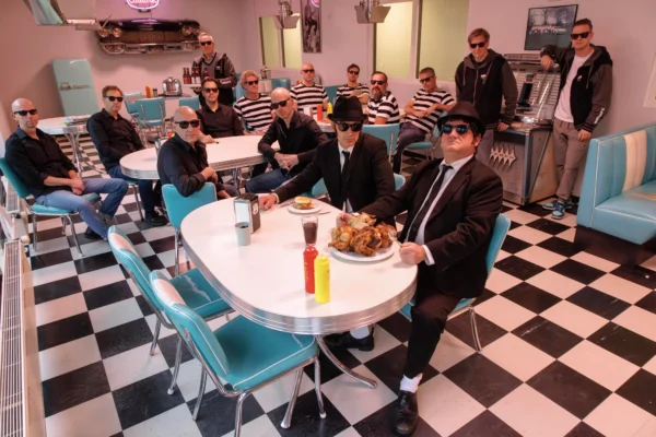 Brothers of Blues boeken voor de beste prijs bij Artist Capitol - Persfoto