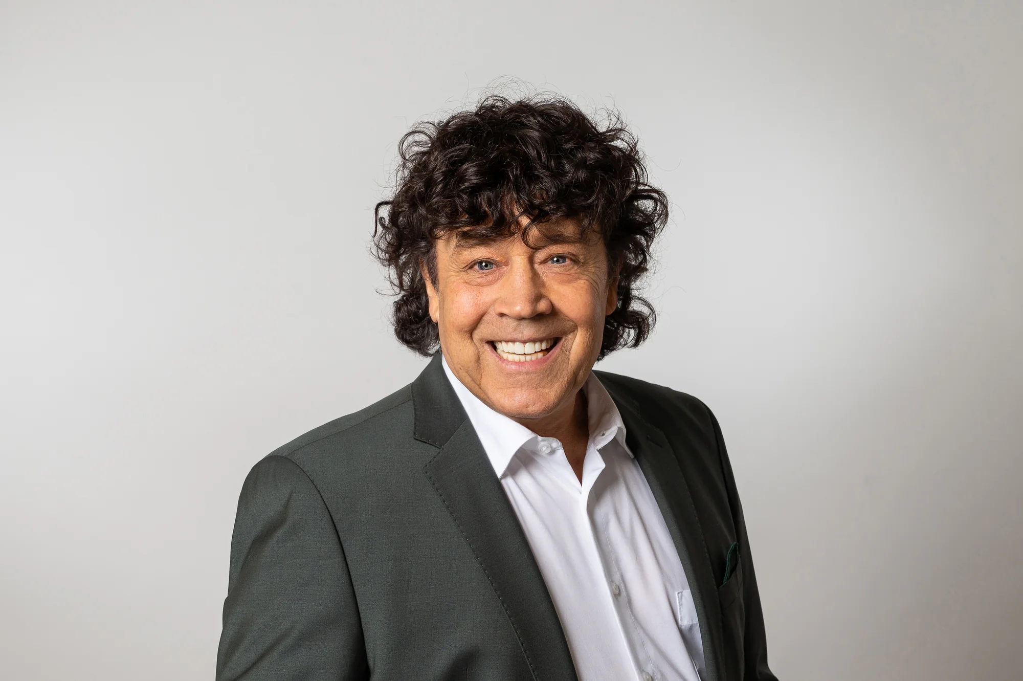 Dennie Christian boeken voor de beste prijs bij Artist Capitol - Persfoto