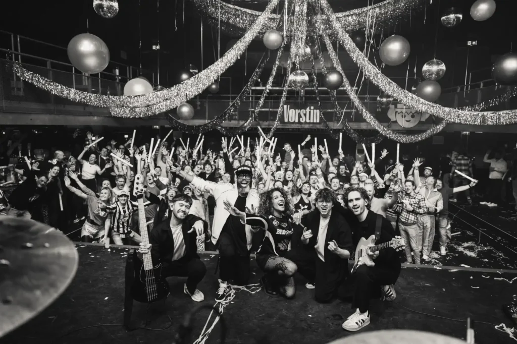 POPGUNNN boeken voor de beste prijs bij Artist Capitol -3