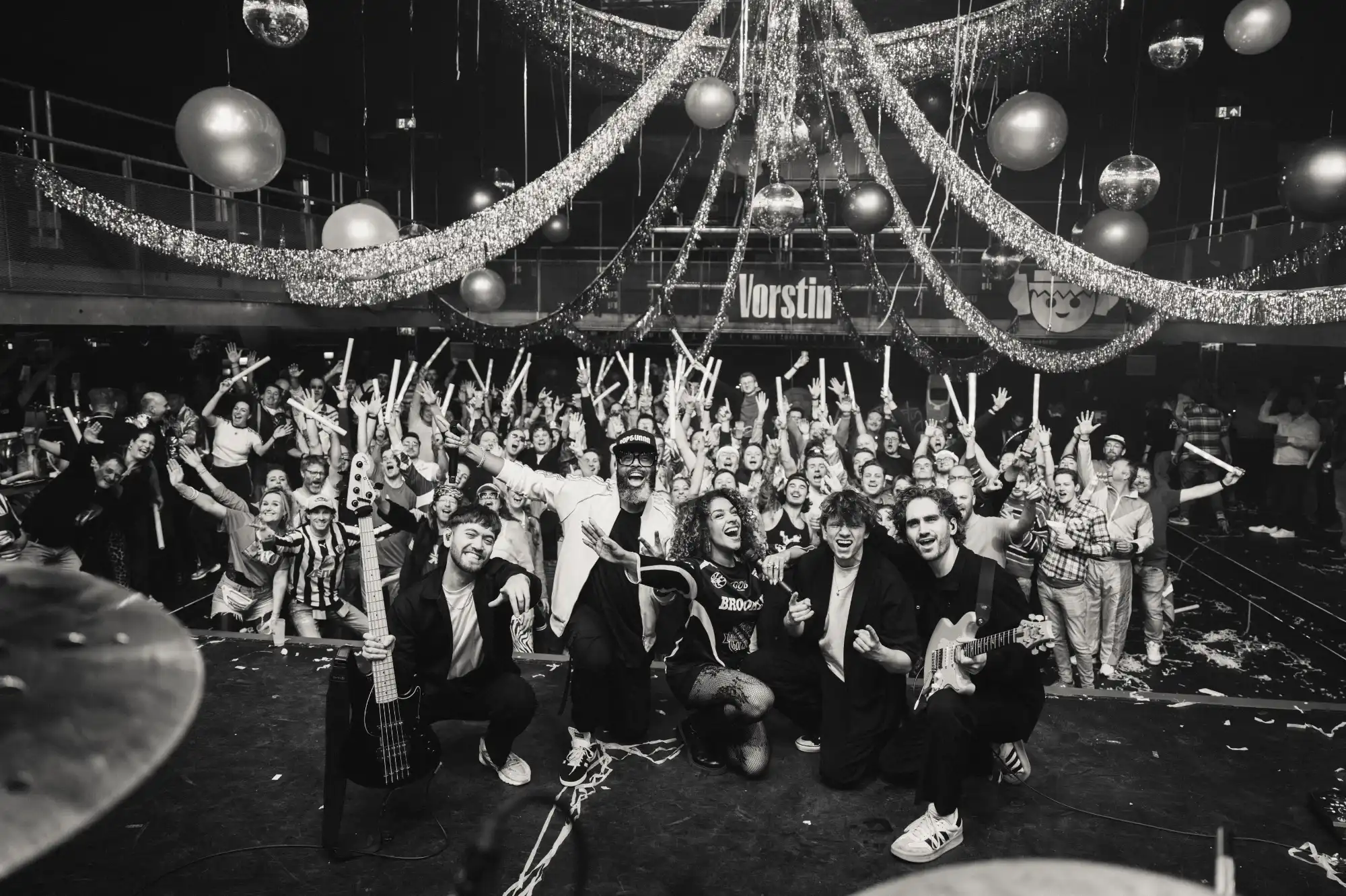 POPGUNNN boeken voor de beste prijs bij Artist Capitol -3