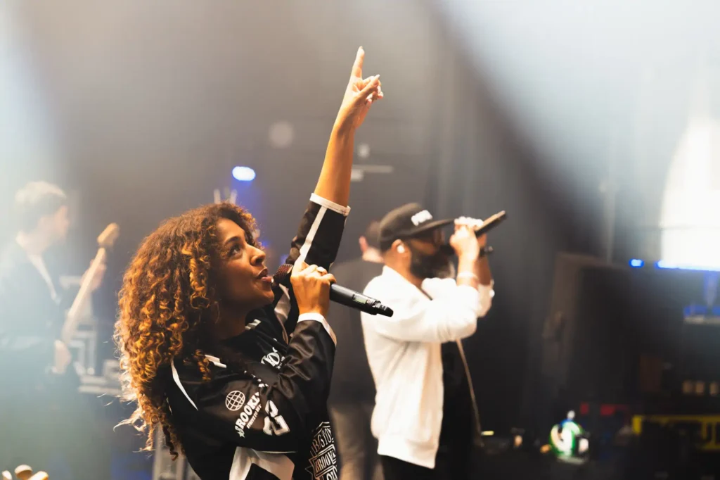 POPGUNNN boeken voor de beste prijs bij Artist Capitol -7