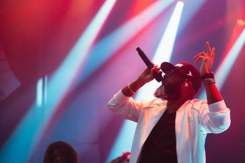 POPGUNNN boeken voor de beste prijs bij Artist Capitol -8