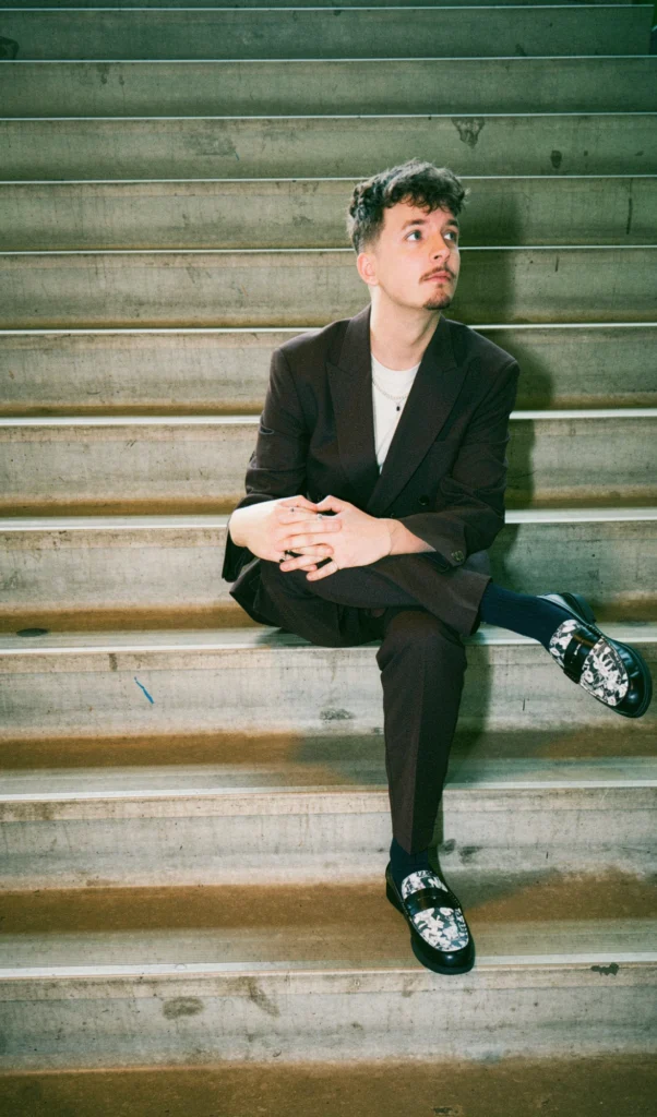 Ruben Hillen boeken voor de beste prijs bij Artist Capitol -4