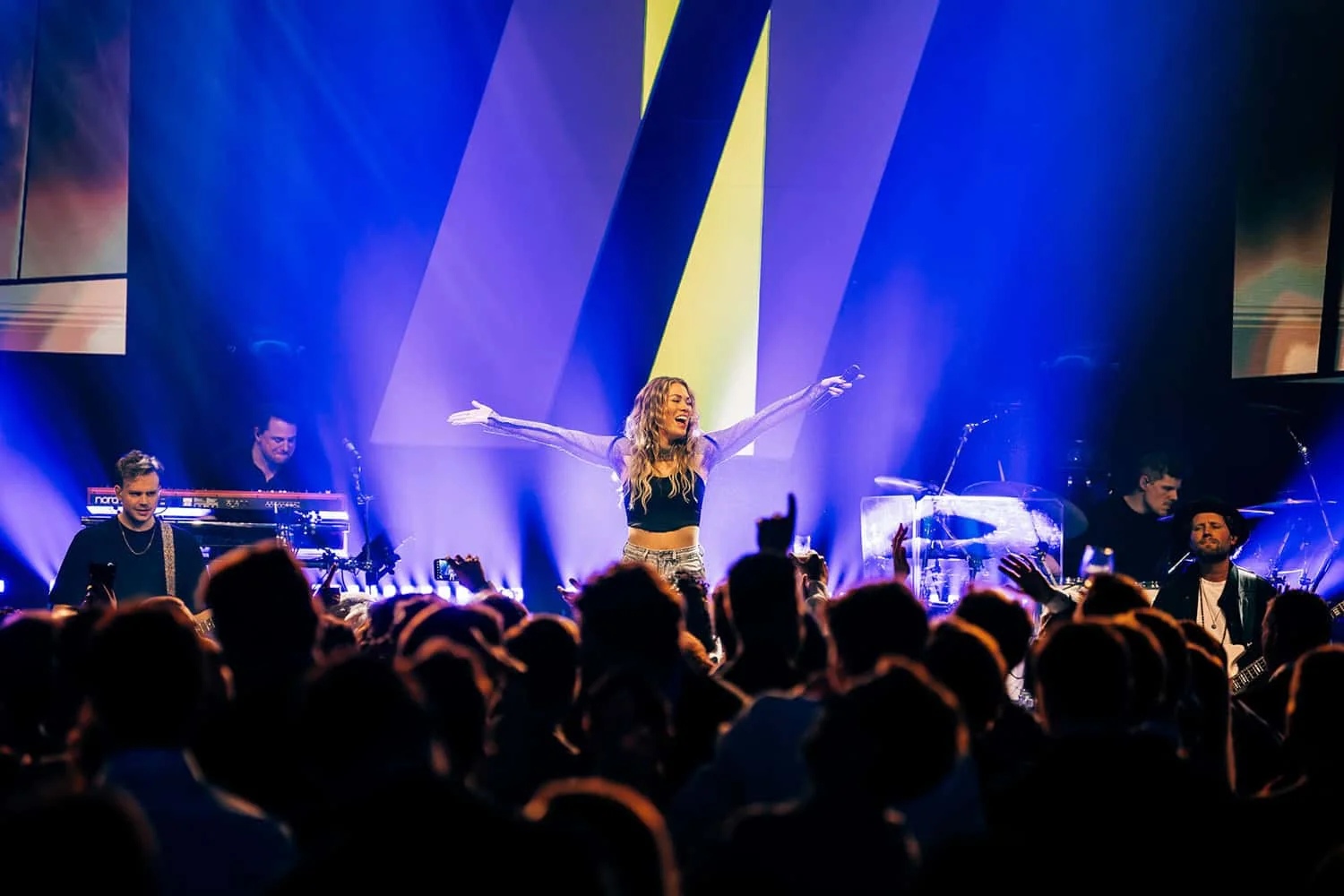 SESSION boeken voor de beste prijs bij Artist Capitol -2