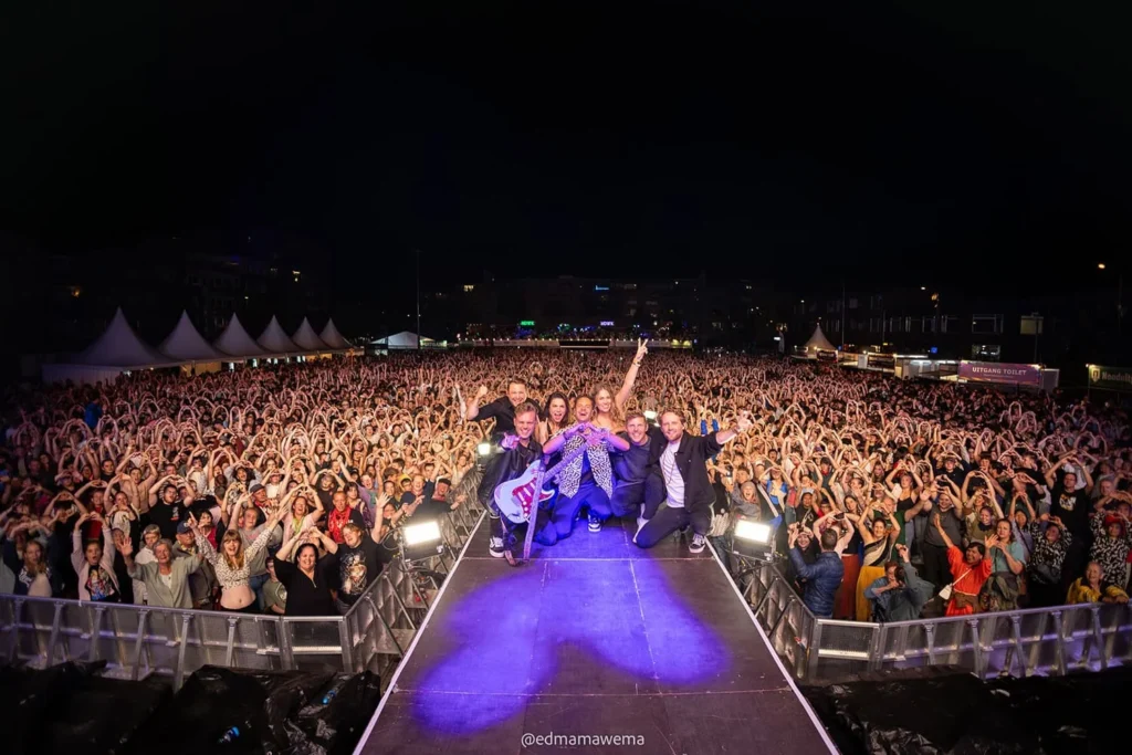 SESSION boeken voor de beste prijs bij Artist Capitol -5
