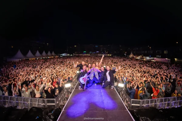 SESSION boeken voor de beste prijs bij Artist Capitol -5