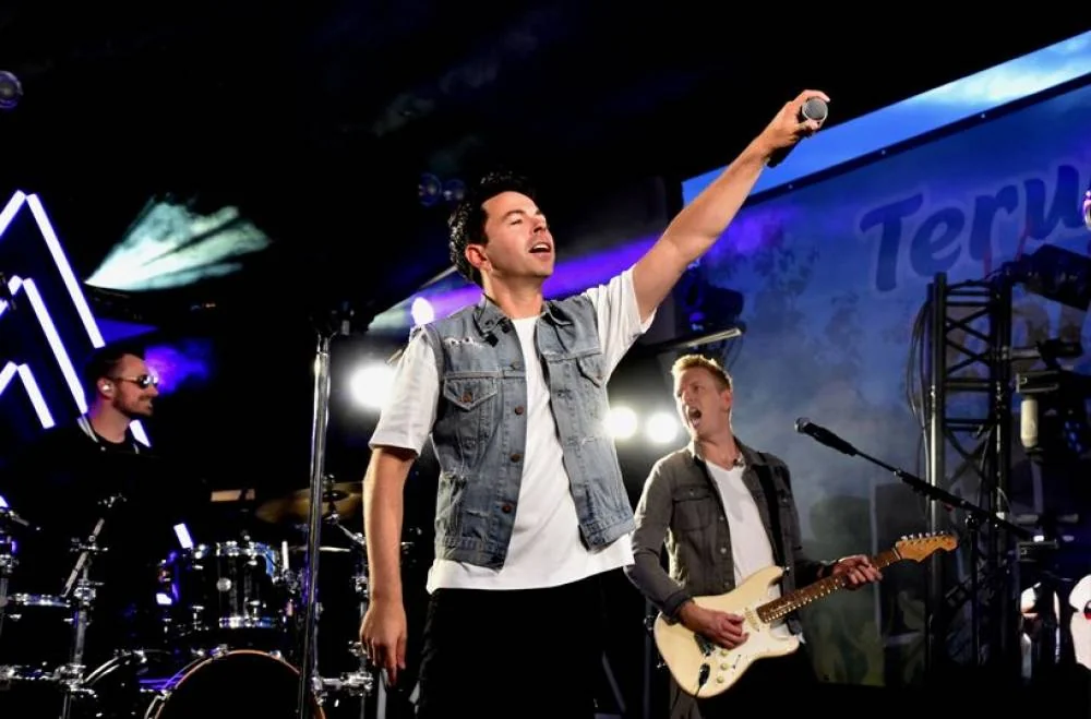 STARSTRUCK boeken voor de beste prijs bij Artist Capitol -2