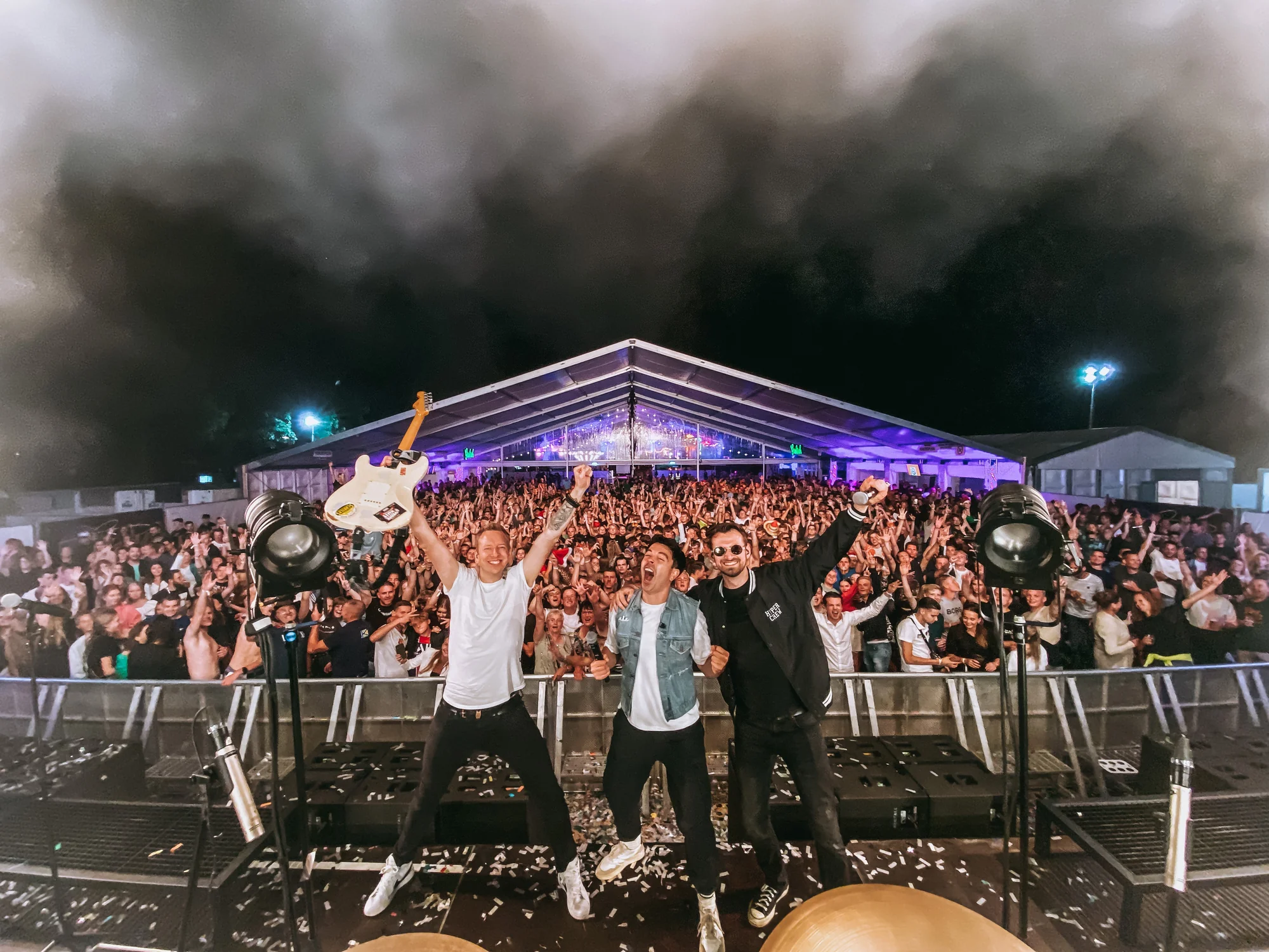 STARSTRUCK boeken voor de beste prijs bij Artist Capitol - Persfoto