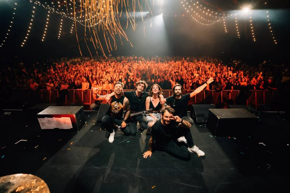The Juliets boeken voor de beste prijs bij Artist Capitol - Persfoto