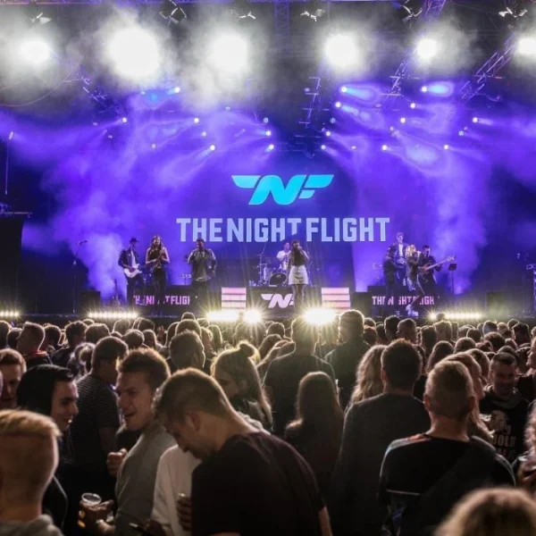 The Night Flight boeken voor de beste prijs bij Artist Capitol -6