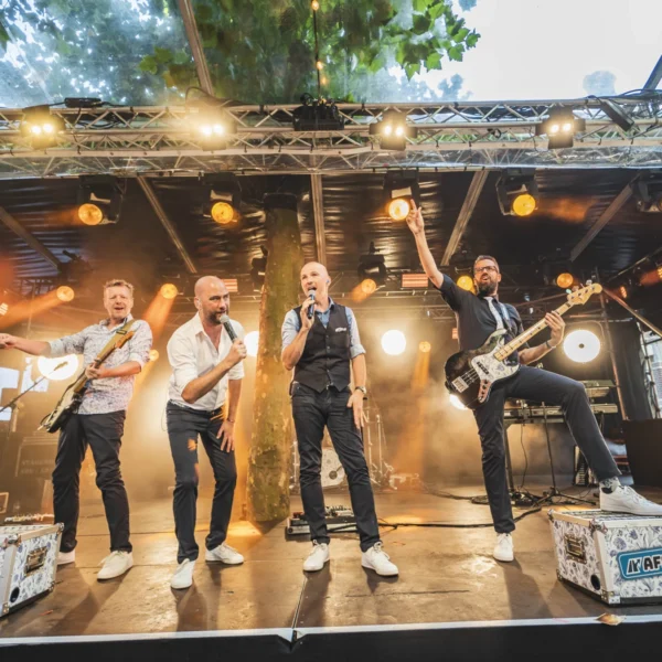 Afslag 20 boeken voor de beste prijs bij Artist Capitol - Persfoto